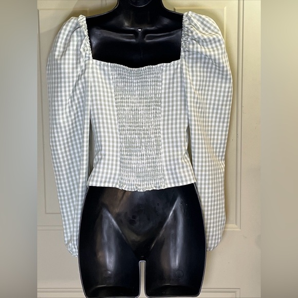 Gianni Bini Gingham Puff Sleeve Blouse - Picture 8 of 8